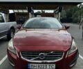 Красный Вольво С60, объемом двигателя 2.52 л и пробегом 257 тыс. км за 8600 $, фото 1 на Automoto.ua