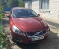 Красный Вольво С60, объемом двигателя 1.6 л и пробегом 140 тыс. км за 9500 $, фото 1 на Automoto.ua