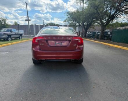 Вольво С60 2015 у Одесі на Automoto.ua Червоний Вольво С60, об'ємом двигуна 2.5 л та пробігом 79 тис. км за 1500 $, фото 6 на Automoto.ua