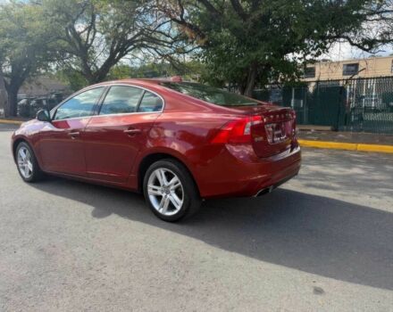 Вольво С60 2015 у Одесі на Automoto.ua Червоний Вольво С60, об'ємом двигуна 2.5 л та пробігом 79 тис. км за 1500 $, фото 5 на Automoto.ua