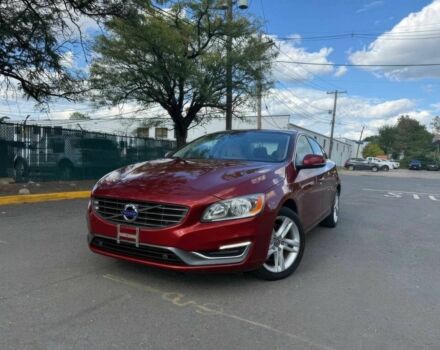 Вольво С60 2015 у Одесі на Automoto.ua Червоний Вольво С60, об'ємом двигуна 2.5 л та пробігом 79 тис. км за 1500 $, фото 2 на Automoto.ua