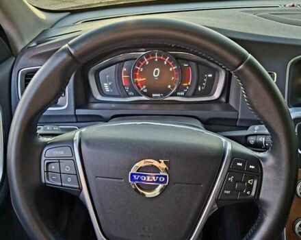 Красный Вольво С60, объемом двигателя 1.97 л и пробегом 86 тыс. км за 14300 $, фото 6 на Automoto.ua