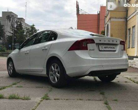 Вольво С60, объемом двигателя 1.6 л и пробегом 291 тыс. км за 12590 $, фото 5 на Automoto.ua