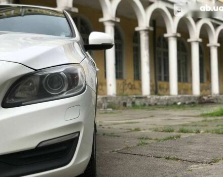 Вольво С60, объемом двигателя 1.6 л и пробегом 291 тыс. км за 12590 $, фото 8 на Automoto.ua