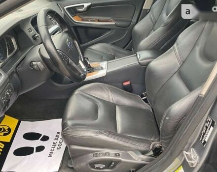 Вольво С60, объемом двигателя 2.5 л и пробегом 108 тыс. км за 15000 $, фото 9 на Automoto.ua
