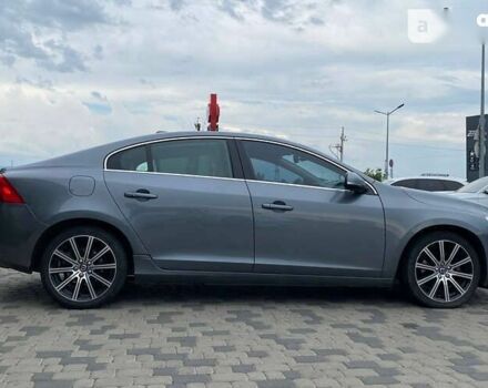 Вольво С60, объемом двигателя 2.5 л и пробегом 108 тыс. км за 15000 $, фото 1 на Automoto.ua
