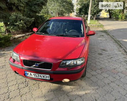 Вольво С60, объемом двигателя 2.4 л и пробегом 225 тыс. км за 4000 $, фото 1 на Automoto.ua