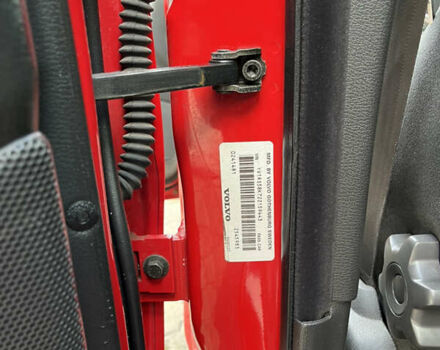 Вольво С60, объемом двигателя 2.4 л и пробегом 225 тыс. км за 4000 $, фото 15 на Automoto.ua