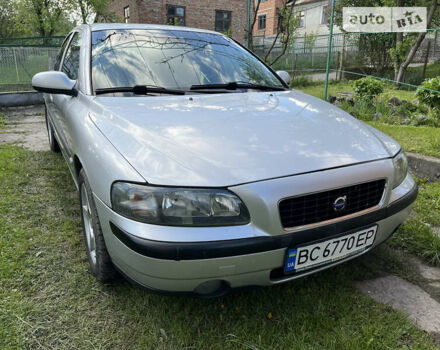 Вольво С60, об'ємом двигуна 2.4 л та пробігом 361 тис. км за 3999 $, фото 2 на Automoto.ua