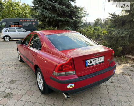 Вольво С60, объемом двигателя 2.4 л и пробегом 225 тыс. км за 4000 $, фото 2 на Automoto.ua
