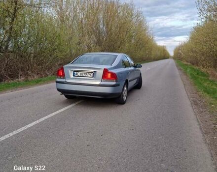 Вольво С60, объемом двигателя 2.4 л и пробегом 330 тыс. км за 4800 $, фото 1 на Automoto.ua