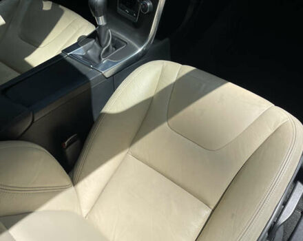 Вольво С60, об'ємом двигуна 1.98 л та пробігом 285 тис. км за 10000 $, фото 19 на Automoto.ua