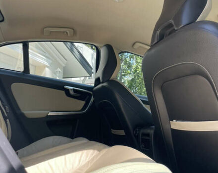 Вольво С60, об'ємом двигуна 1.98 л та пробігом 285 тис. км за 10000 $, фото 18 на Automoto.ua