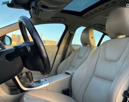 Вольво С60, об'ємом двигуна 2 л та пробігом 198 тис. км за 9600 $, фото 6 на Automoto.ua