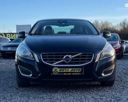 Вольво С60, об'ємом двигуна 2 л та пробігом 198 тис. км за 9600 $, фото 1 на Automoto.ua