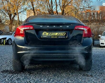 Вольво С60, об'ємом двигуна 2 л та пробігом 198 тис. км за 9600 $, фото 4 на Automoto.ua