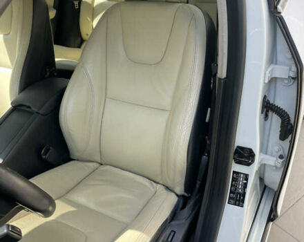 Вольво С60, об'ємом двигуна 1.98 л та пробігом 285 тис. км за 10000 $, фото 13 на Automoto.ua