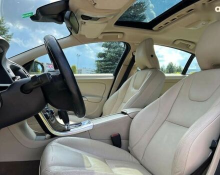 Вольво С60, об'ємом двигуна 2 л та пробігом 198 тис. км за 9600 $, фото 17 на Automoto.ua