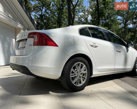 Вольво С60, об'ємом двигуна 1.98 л та пробігом 285 тис. км за 10000 $, фото 8 на Automoto.ua