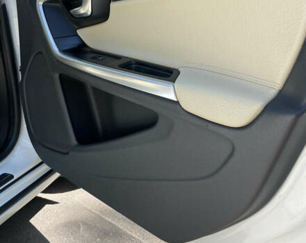 Вольво С60, об'ємом двигуна 1.98 л та пробігом 285 тис. км за 10000 $, фото 21 на Automoto.ua