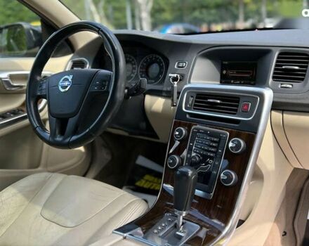 Вольво С60, об'ємом двигуна 2 л та пробігом 198 тис. км за 9600 $, фото 9 на Automoto.ua