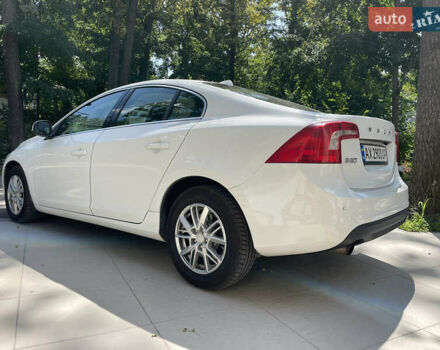 Вольво С60, об'ємом двигуна 1.98 л та пробігом 285 тис. км за 10000 $, фото 7 на Automoto.ua