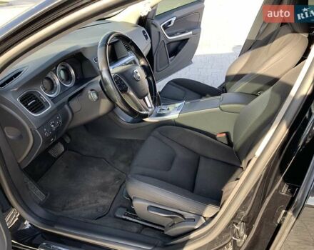 Вольво С60, объемом двигателя 1.98 л и пробегом 147 тыс. км за 10200 $, фото 6 на Automoto.ua