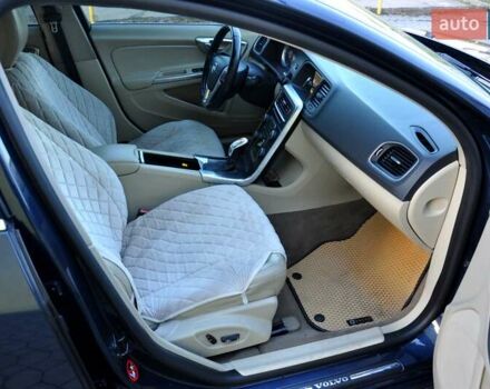 Вольво С60, об'ємом двигуна 2.52 л та пробігом 207 тис. км за 8500 $, фото 29 на Automoto.ua