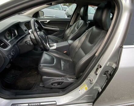Вольво С60, объемом двигателя 2.5 л и пробегом 284 тыс. км за 9400 $, фото 26 на Automoto.ua