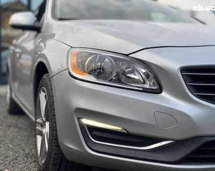 Вольво С60, объемом двигателя 2.5 л и пробегом 284 тыс. км за 9400 $, фото 13 на Automoto.ua