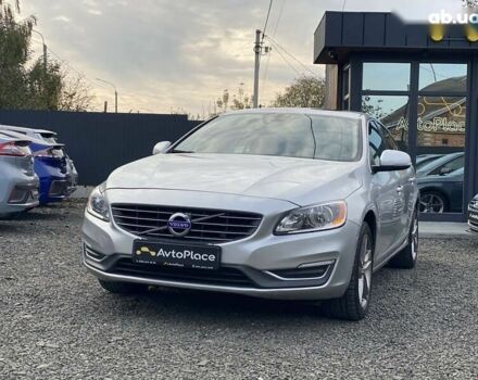 Вольво С60, объемом двигателя 2.5 л и пробегом 284 тыс. км за 9400 $, фото 10 на Automoto.ua