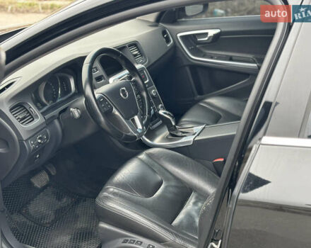 Вольво С60, объемом двигателя 2.52 л и пробегом 293 тыс. км за 9299 $, фото 10 на Automoto.ua