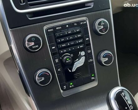 Вольво С60, об'ємом двигуна 2.5 л та пробігом 206 тис. км за 9990 $, фото 23 на Automoto.ua