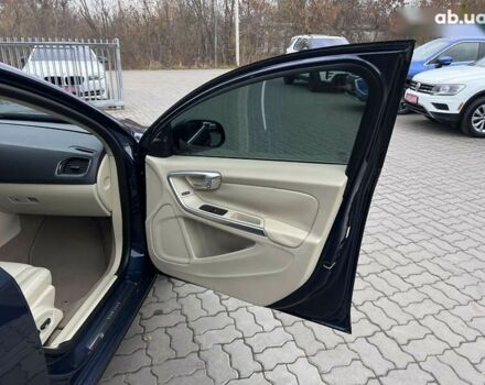 Вольво С60, об'ємом двигуна 2.5 л та пробігом 206 тис. км за 9990 $, фото 27 на Automoto.ua