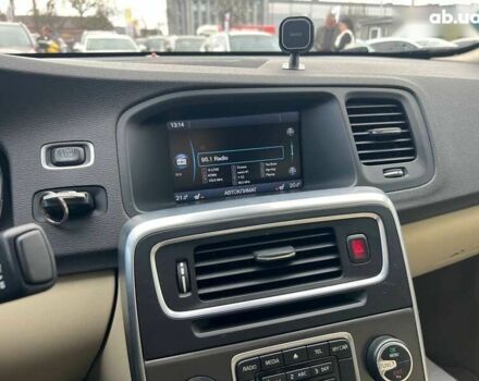 Вольво С60, об'ємом двигуна 2 л та пробігом 176 тис. км за 13500 $, фото 16 на Automoto.ua