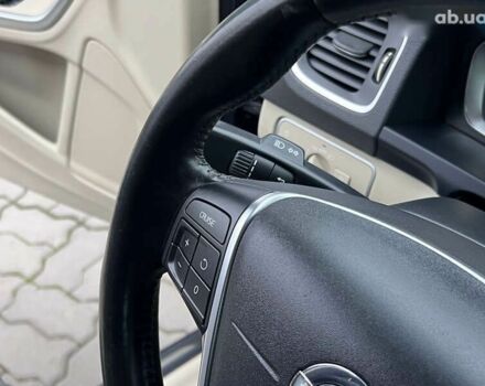 Вольво С60, об'ємом двигуна 2.5 л та пробігом 206 тис. км за 9990 $, фото 18 на Automoto.ua