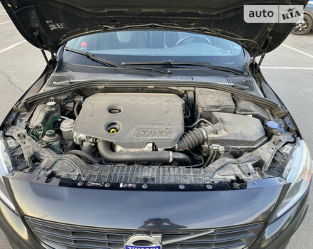 Вольво С60, об'ємом двигуна 1.56 л та пробігом 213 тис. км за 12800 $, фото 9 на Automoto.ua