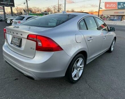 Вольво С60, объемом двигателя 2 л и пробегом 162 тыс. км за 2000 $, фото 2 на Automoto.ua