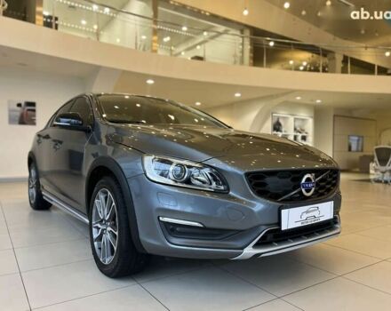 Вольво С60, объемом двигателя 2.5 л и пробегом 181 тыс. км за 15900 $, фото 4 на Automoto.ua