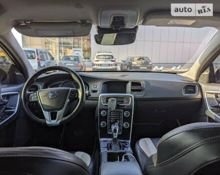 Вольво С60, объемом двигателя 2.5 л и пробегом 91 тыс. км за 13900 $, фото 16 на Automoto.ua