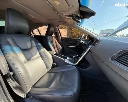 Вольво С60 2015 в Луцке на Automoto.ua Вольво С60, объемом двигателя 2 л и пробегом 208 тыс. км за 9000 $, фото 11 на Automoto.ua