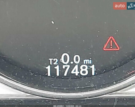 Вольво С60 2015 у Києві на Automoto.ua Вольво С60, об'ємом двигуна 2.5 л та пробігом 189 тис. км за 1500 $, фото 13 на Automoto.ua