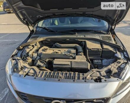 Вольво С60, объемом двигателя 2.5 л и пробегом 91 тыс. км за 13900 $, фото 18 на Automoto.ua