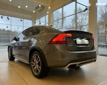 Вольво С60, объемом двигателя 2.5 л и пробегом 181 тыс. км за 15900 $, фото 6 на Automoto.ua