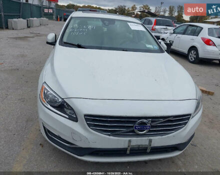 Вольво С60 2015 у Києві на Automoto.ua Вольво С60, об'ємом двигуна 2.5 л та пробігом 189 тис. км за 1500 $, фото 10 на Automoto.ua