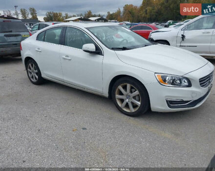 Вольво С60 2015 у Києві на Automoto.ua Вольво С60, об'ємом двигуна 2.5 л та пробігом 189 тис. км за 1500 $, фото 15 на Automoto.ua