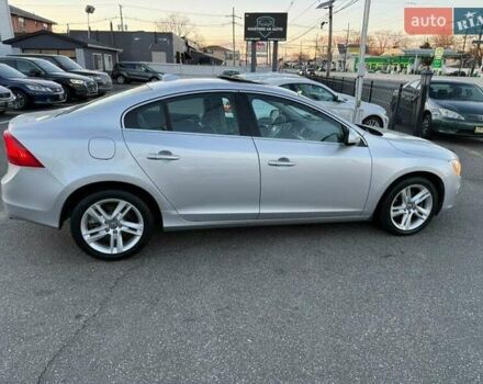 Вольво С60, объемом двигателя 2 л и пробегом 162 тыс. км за 2000 $, фото 5 на Automoto.ua