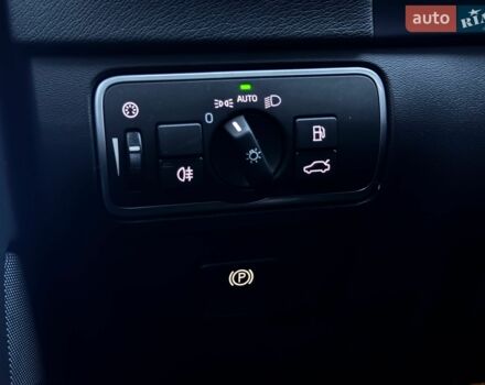 Вольво С60, об'ємом двигуна 2 л та пробігом 262 тис. км за 11000 $, фото 21 на Automoto.ua