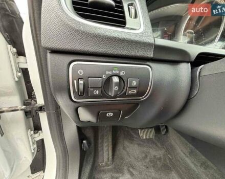 Вольво С60, объемом двигателя 2 л и пробегом 105 тыс. км за 2700 $, фото 6 на Automoto.ua