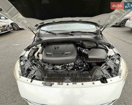 Вольво С60, объемом двигателя 2 л и пробегом 105 тыс. км за 2700 $, фото 8 на Automoto.ua